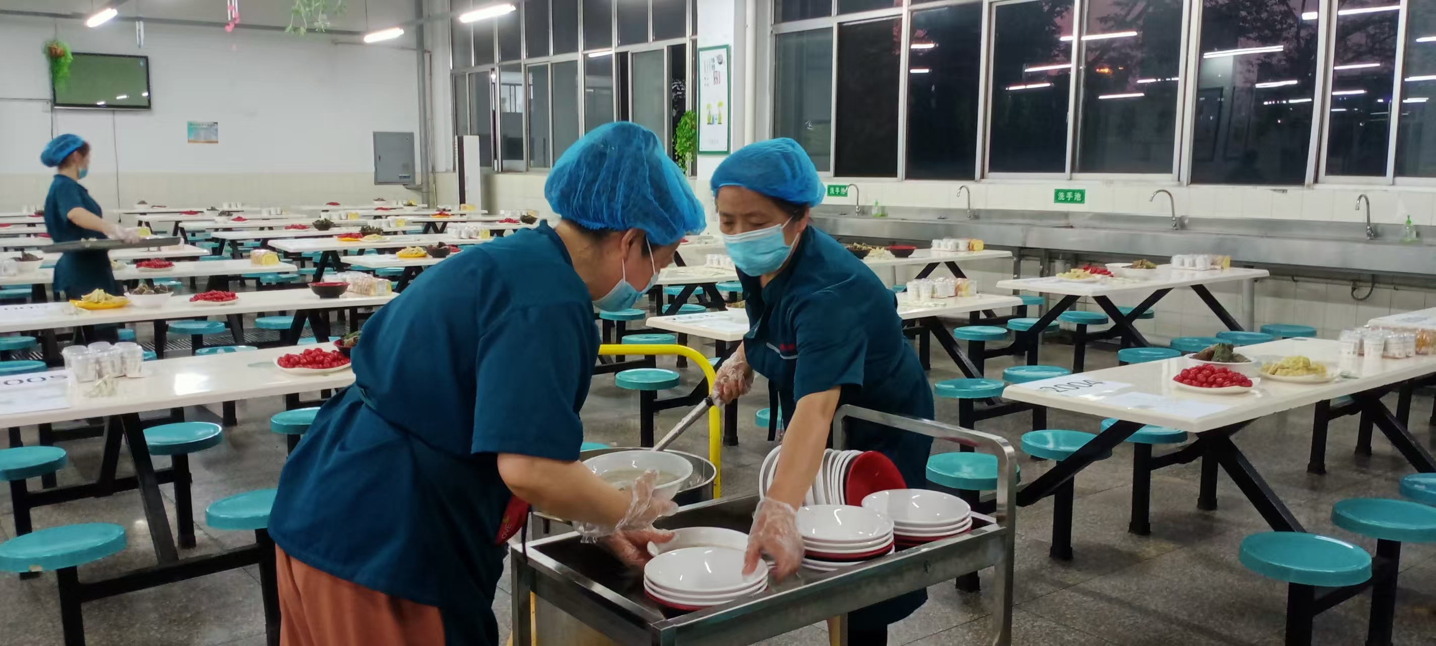 湖南汝铮餐饮管理有限公司,湖南食堂托管服务,蔬菜配送服务,餐饮卫生管理服务哪里好